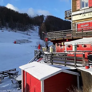 Hotel La Vallee Blanche